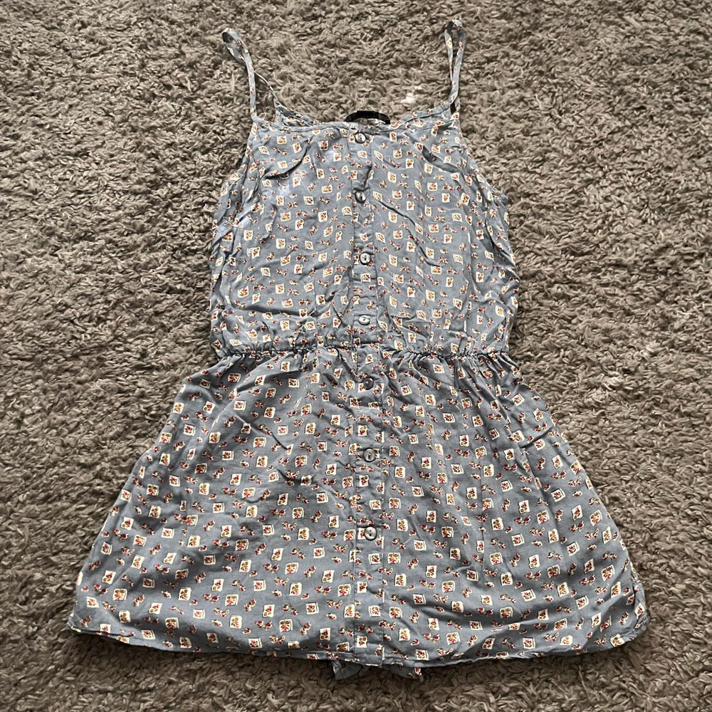 Flower buttoned summer jumper